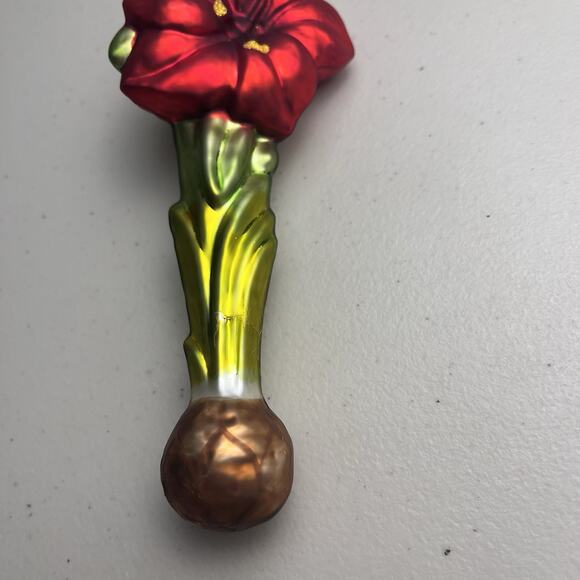 The Museum Collection Hand Blown Glass Poland Amaryllis Flowering Ornament Red - Picture 5 of 16